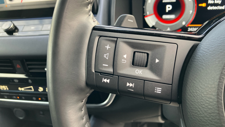 Nissan Qashqai 1.3 DiG-T MH 158 Tekna 5dr Xtronic Petrol Hatchback